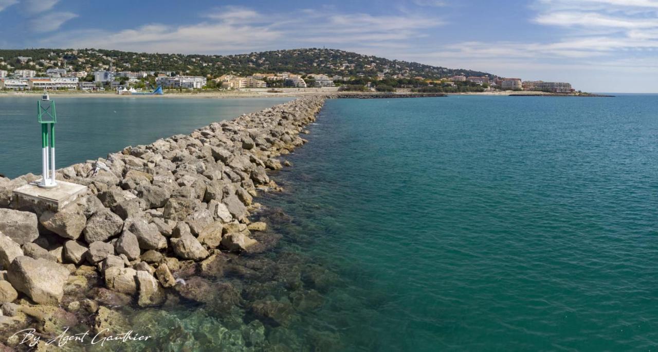 Charmant 2 Pieces Les Pieds Dans L'Eau Σετ Εξωτερικό φωτογραφία
